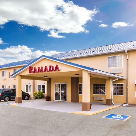 Ramada By Wyndham Sioux Falls Exterior foto